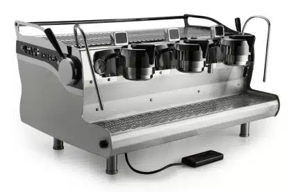 Synesso MVP Hydra 3 grupper Progr 1 pumpe pr gr 220 V 1-fas - Bilde 2